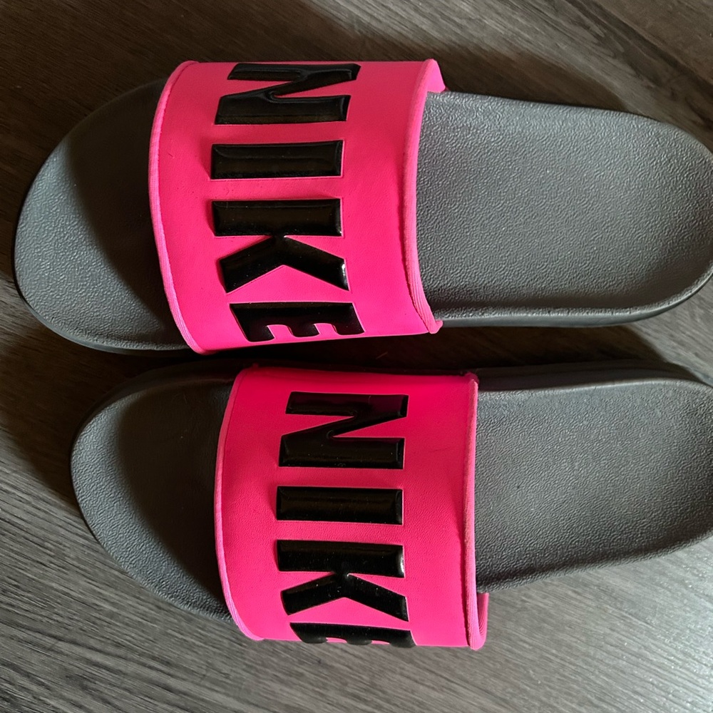 Nike Women’s Offcourt Slide Sandal